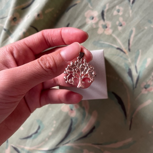 Rose gold charm - Picture 2 of 3